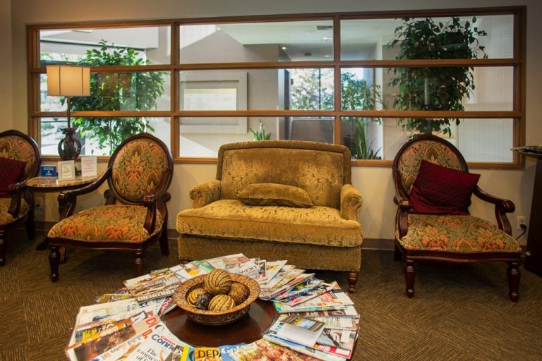 Secondary waiting area at Bellevue Chiropractic in Bellevue, WA, offering a quiet space before chiropractic appointments.